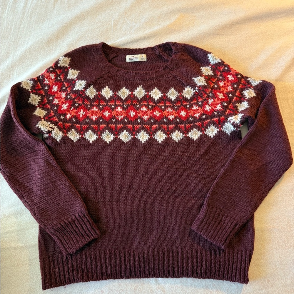 Hollister Burgundy and White Patterned Sweater
